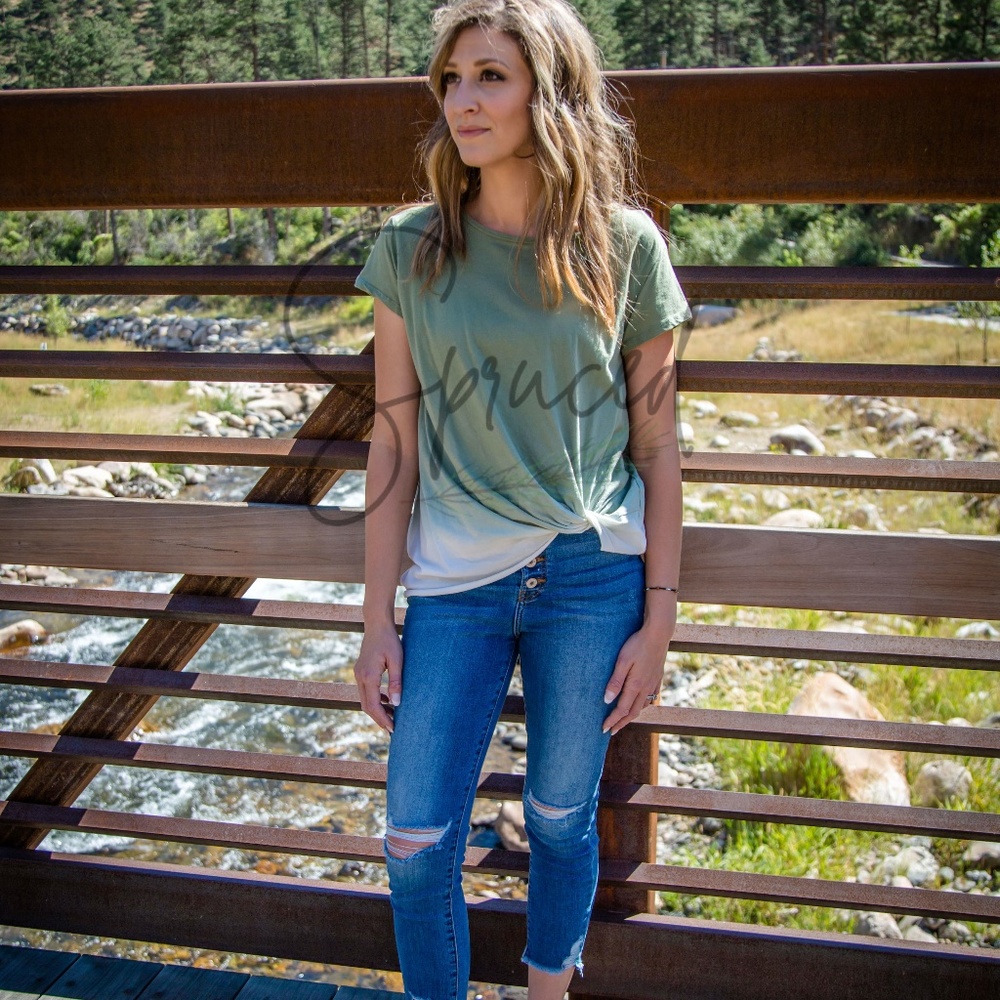 Ombre Knot Top